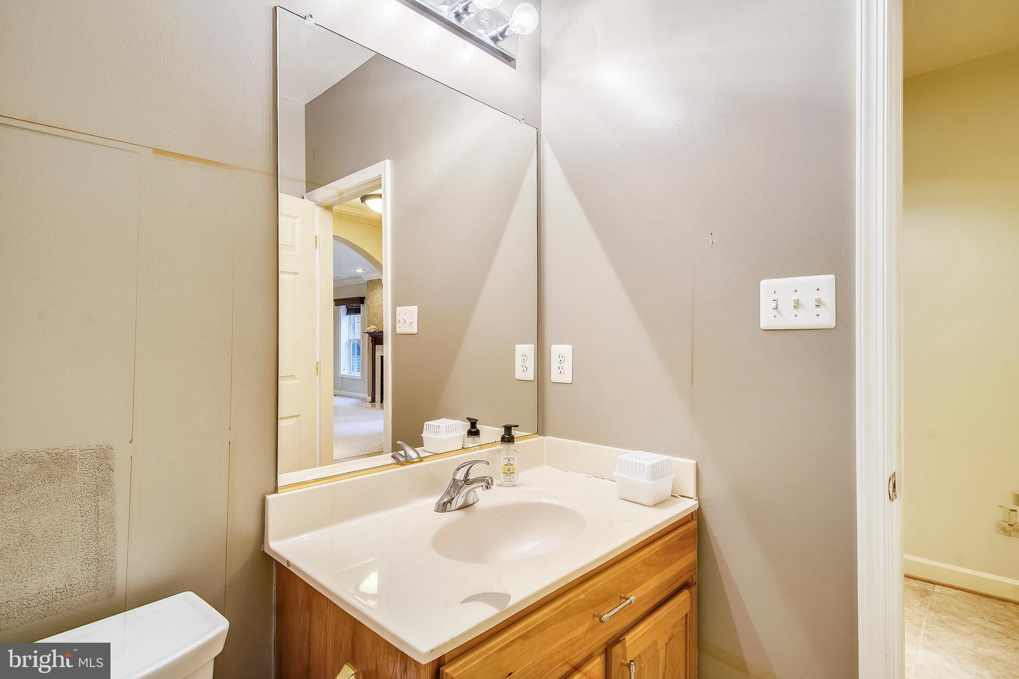 6661 South Clifton Road Frederick, MD 21703 - Photo 52 of 68 Vanity