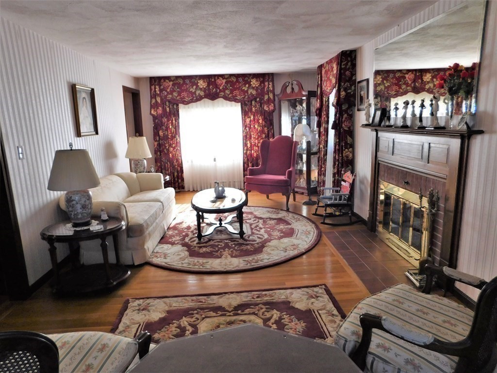 5 Rodgers Road Stoneham, MA 02180 - Photo 12 of 36 Gallery Image 12