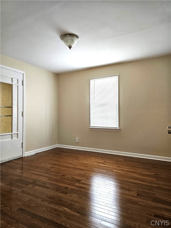 708 Herkimer Road Utica, NY 13502 - Photo 22 of 42