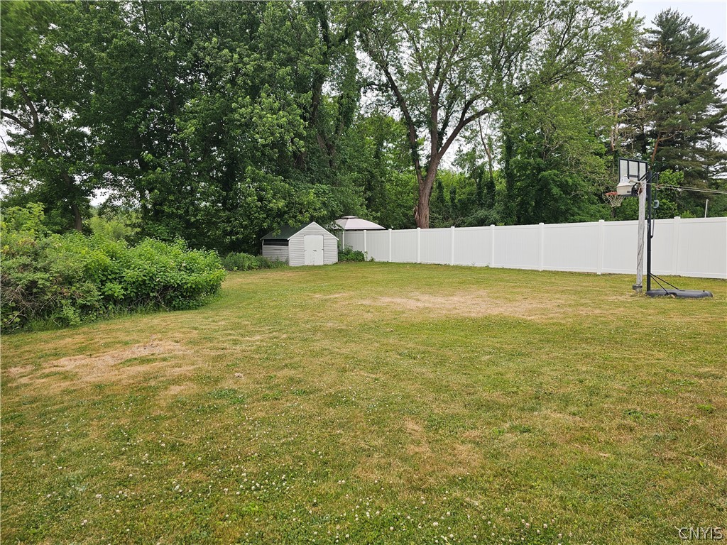 708 Herkimer Road Utica, NY 13502 - Photo 39 of 42