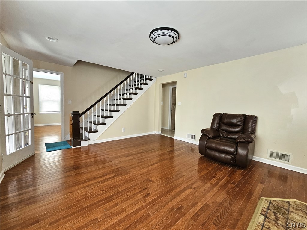 708 Herkimer Road Utica, NY 13502 - Photo 5 of 42