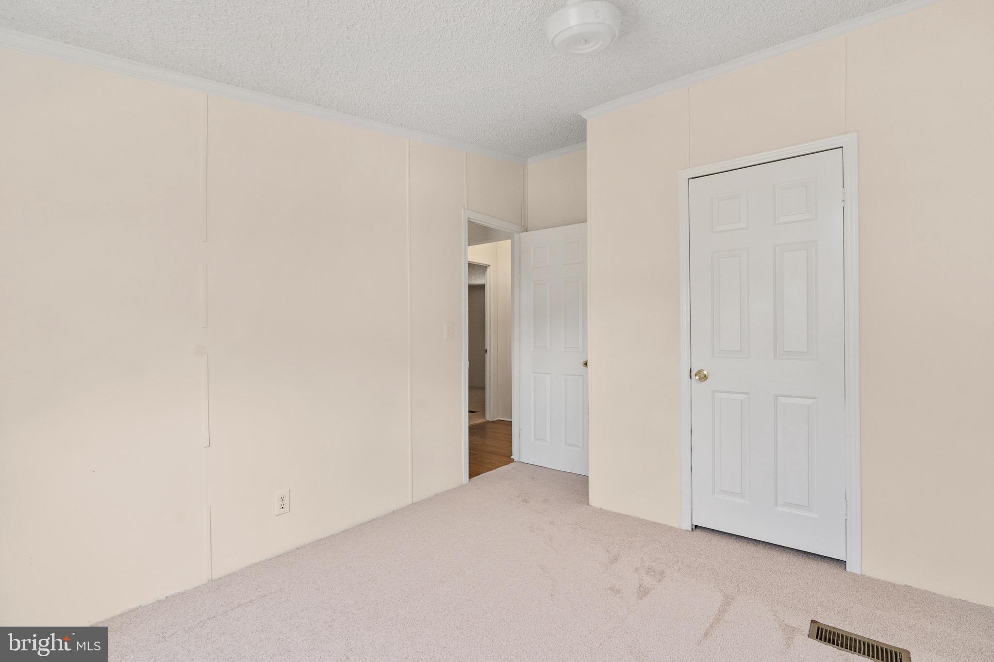 185 Deane Road Louisa, VA 23093 - Photo 29 of 42 a view of an empty room
