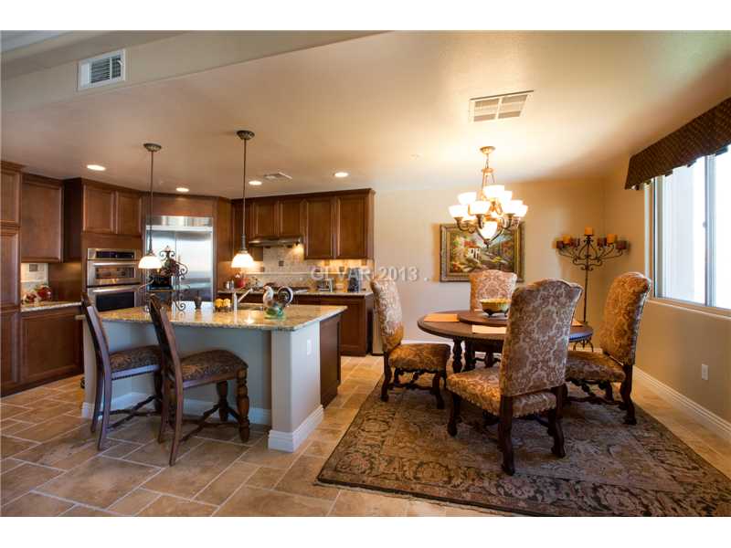 30 Via Mantova, Unit 305 Henderson, NV 89011 - Photo 8 of 30 Kitchen.