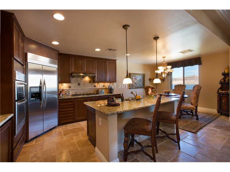 30 Via Mantova, Unit 305 Henderson, NV 89011 - Photo 9 of 30 Kitchen.