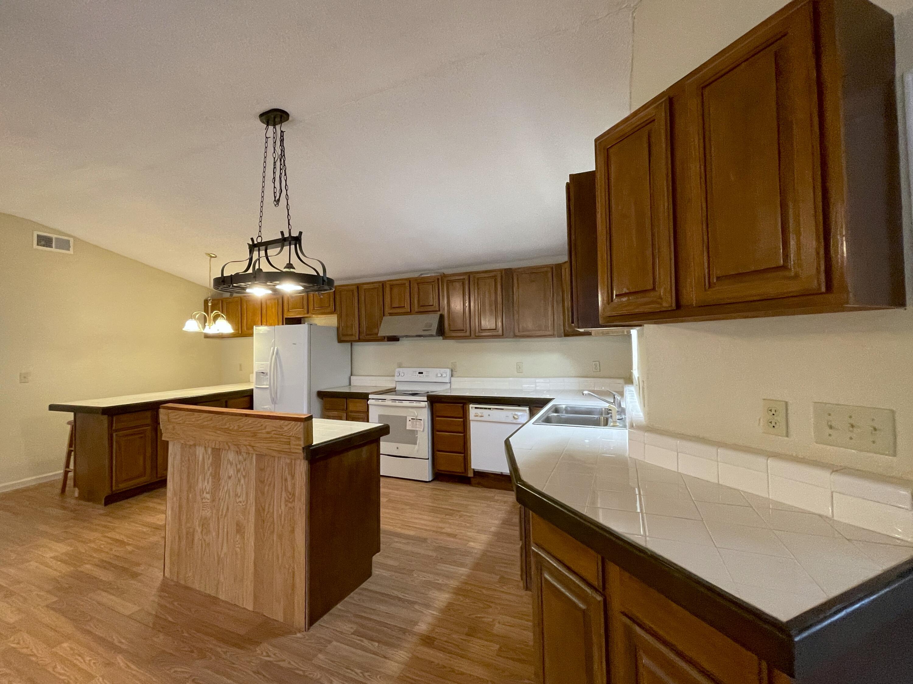 816 Barker Branch Del Rio, TN 37727 - Photo 7 of 36 7
