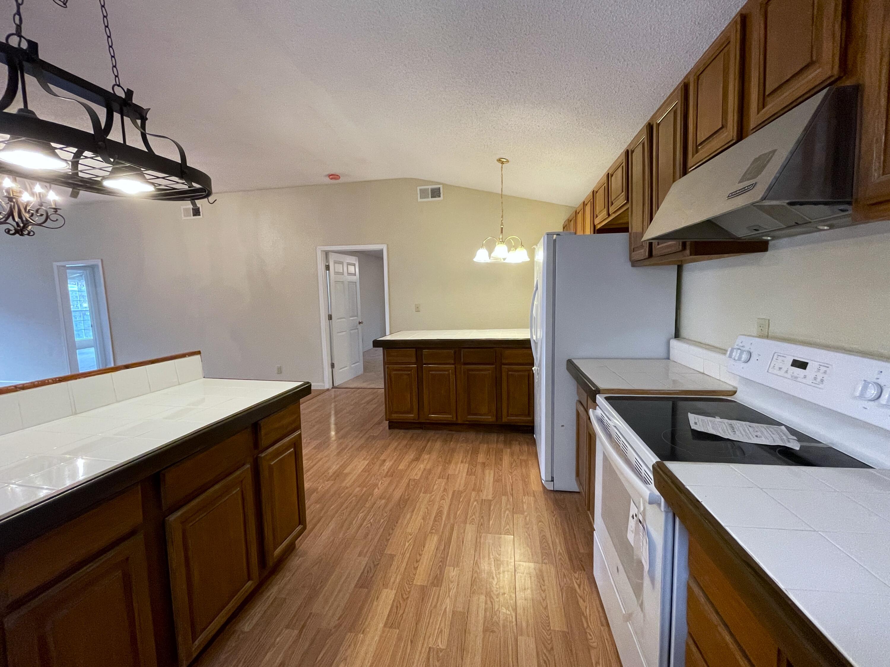 816 Barker Branch Del Rio, TN 37727 - Photo 9 of 36 9