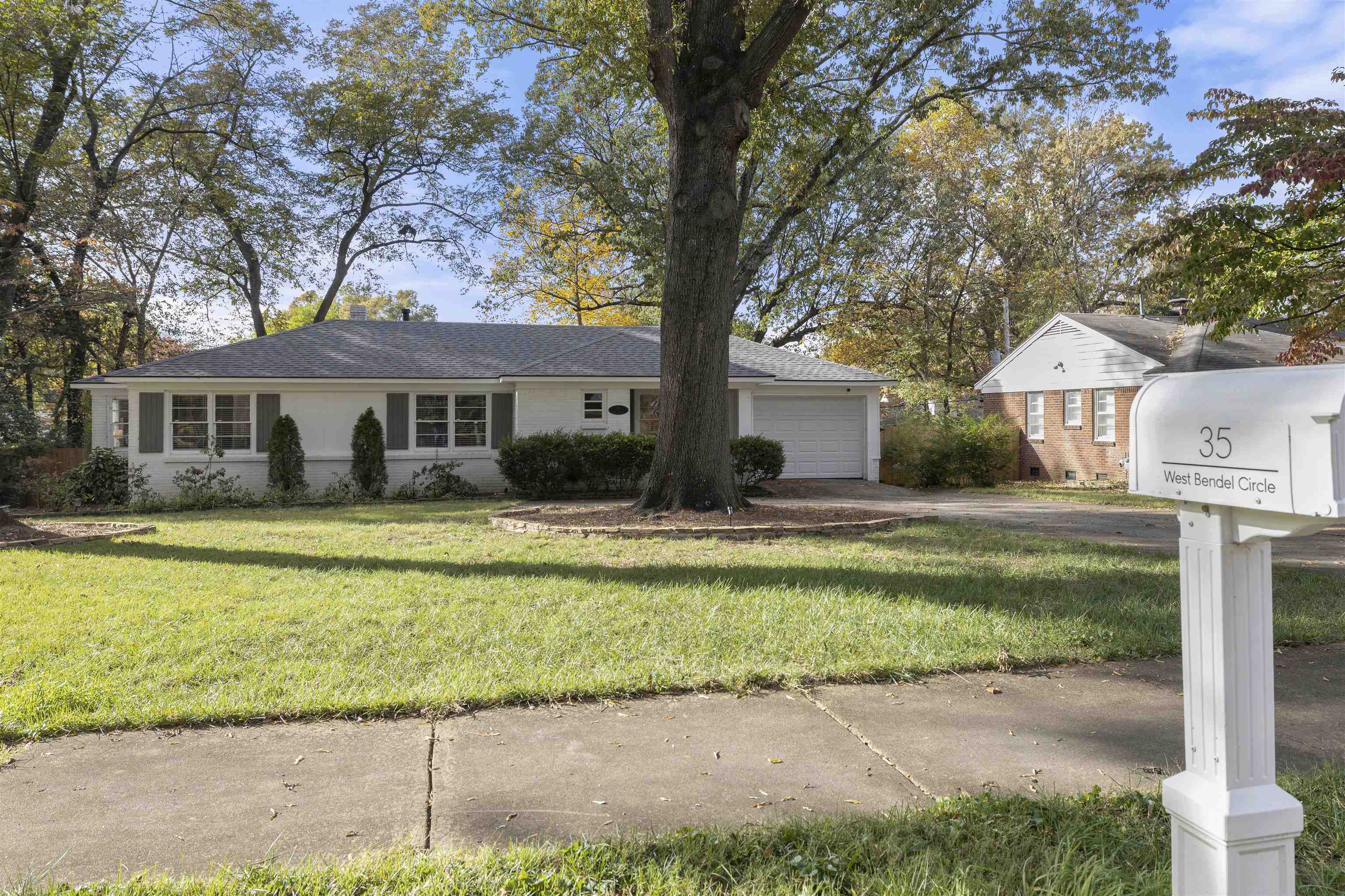 35 West Bendel Circle Memphis, TN 38117 - Photo 2 of 25