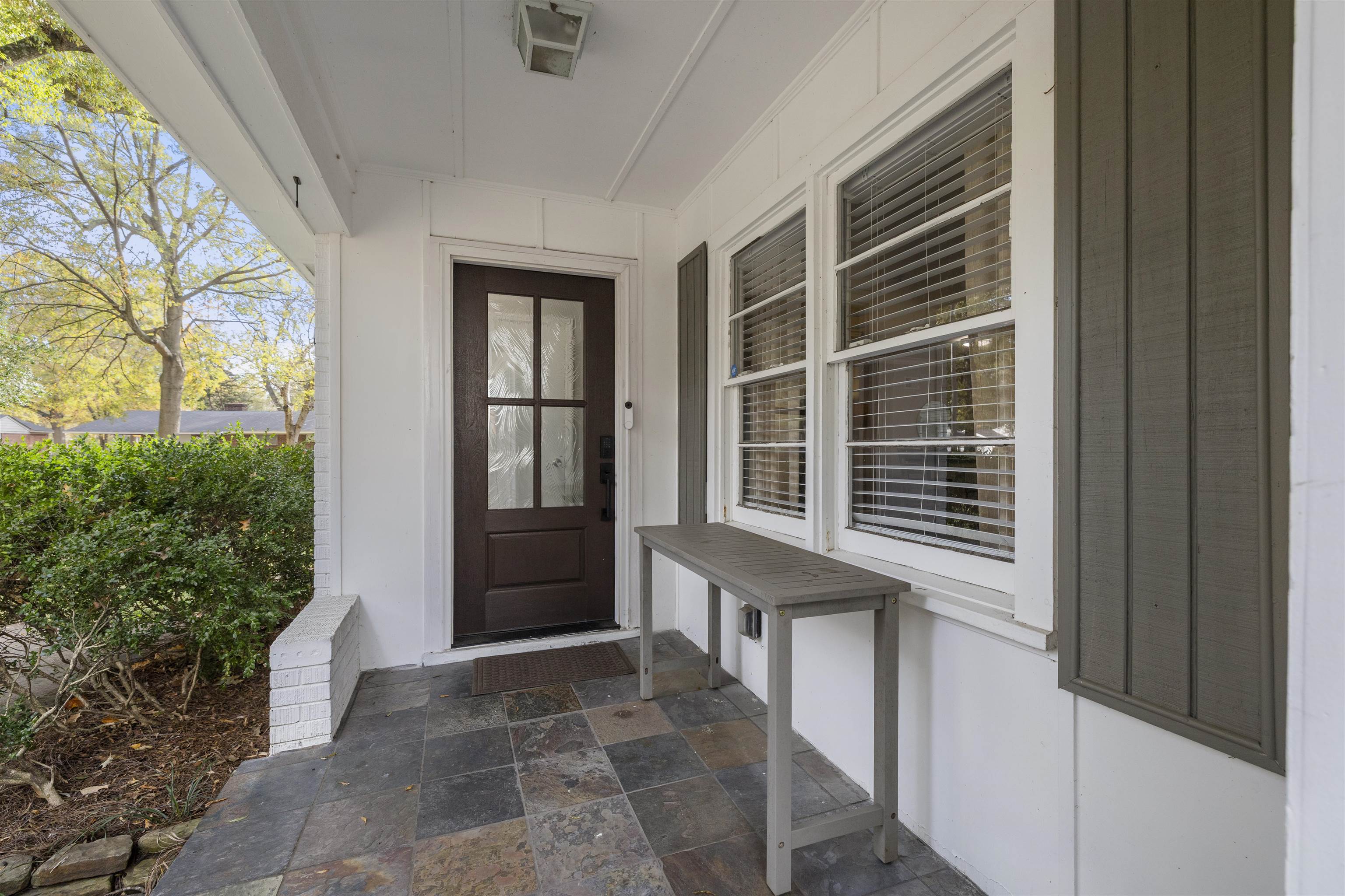 35 West Bendel Circle Memphis, TN 38117 - Photo 3 of 25