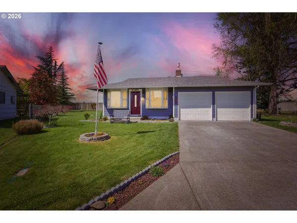 $340,000 | 2233 Country Club Terrace, Woodburn, OR 97071