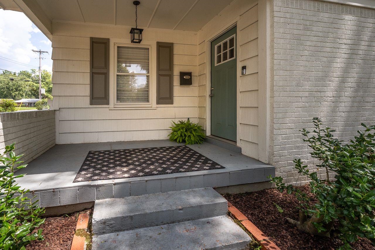 1146 West Perkins Road Memphis, TN 38117 - Photo 2 of 20 Gallery Image 2