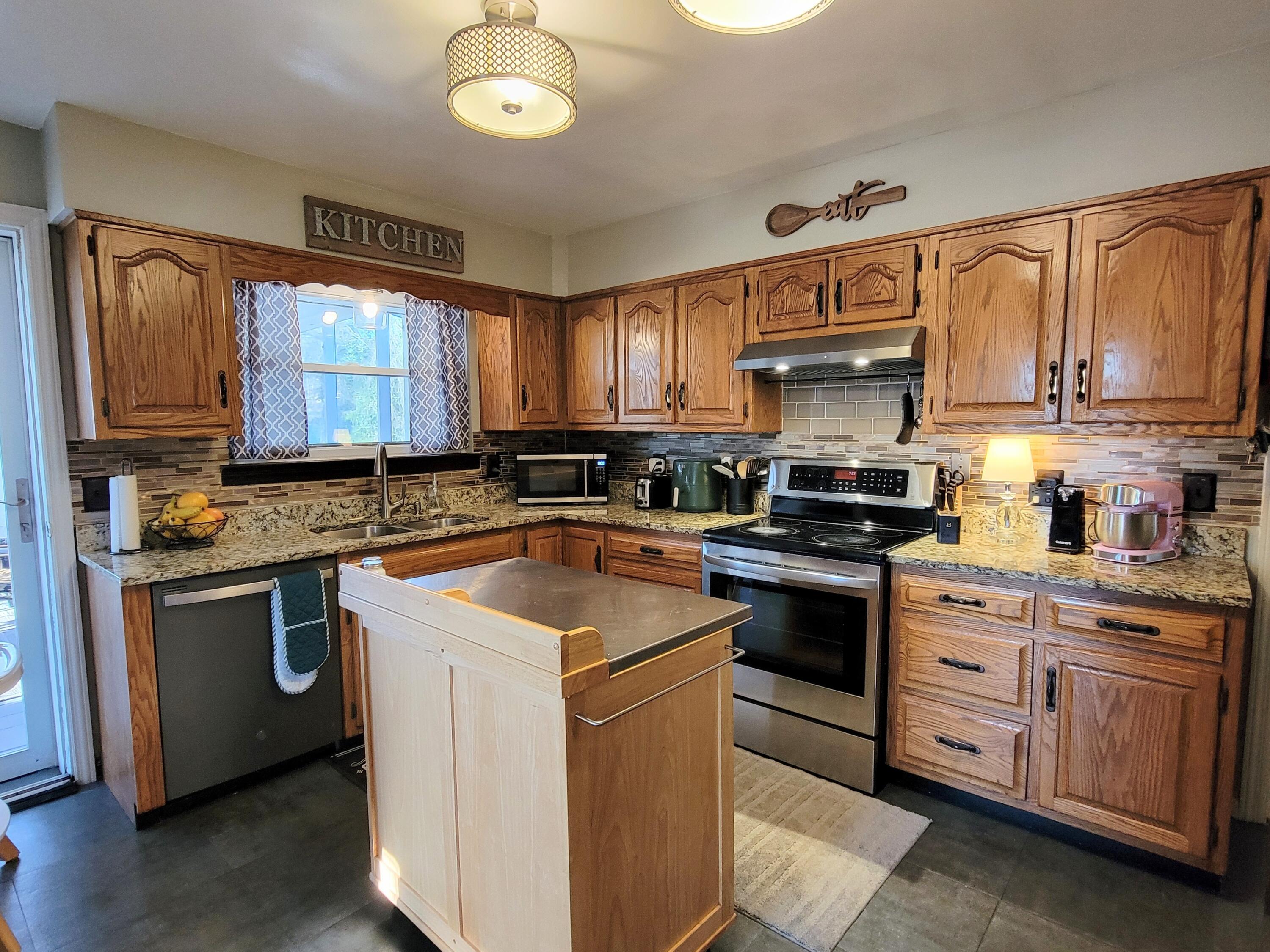 4012 Rogers Road Chattanooga, TN 37411 - Photo 17 of 61 20260322_091038~2