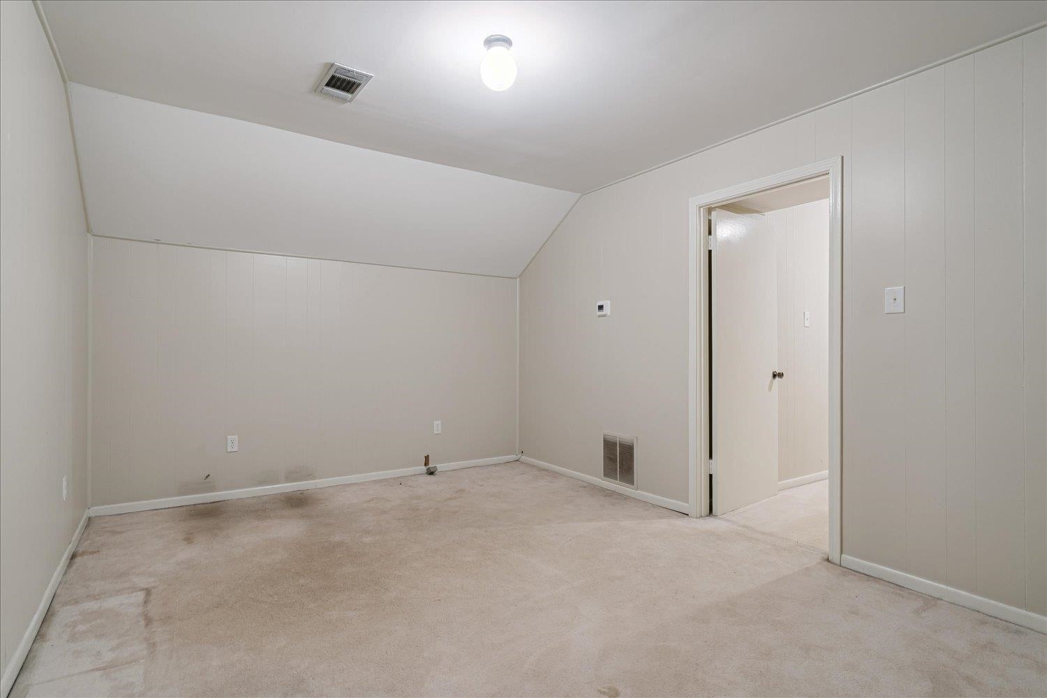 6976 Country Road, Unit 34 Germantown, TN 38138 - Photo 17 of 25 an empty room with an entryway