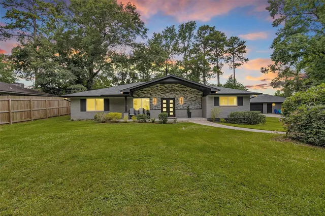 $574,000 | 1302 Spring Creek Drive, Spring, TX 77386