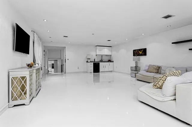 $574,000 | 1302 Spring Creek Drive, Spring, TX 77386