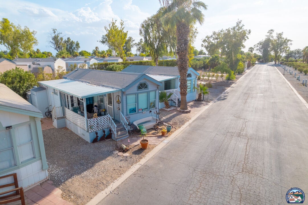 1589 Drew Road, Unit 40 El Centro, CA 92243 - Photo 4 of 35 Gallery Image 4