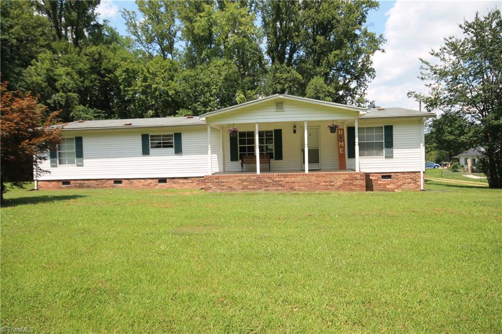 1009 Alexander Road Pinnacle, NC 27043 - Photo 2 of 29