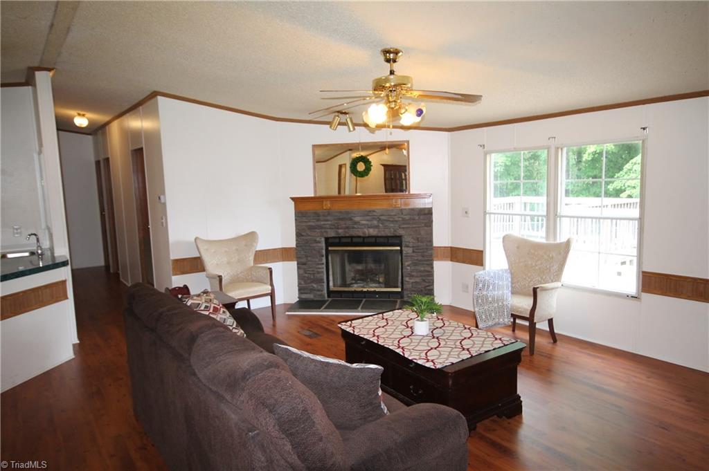 1009 Alexander Road Pinnacle, NC 27043 - Photo 18 of 29