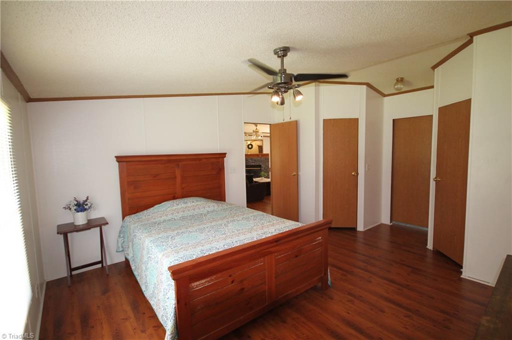 1009 Alexander Road Pinnacle, NC 27043 - Photo 22 of 29