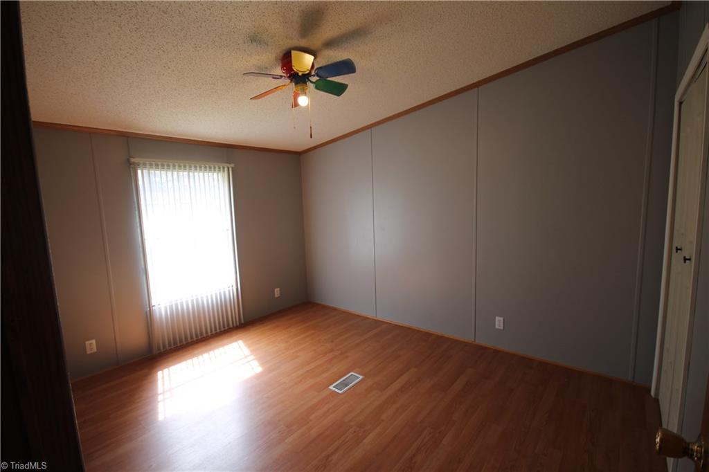 1009 Alexander Road Pinnacle, NC 27043 - Photo 25 of 29