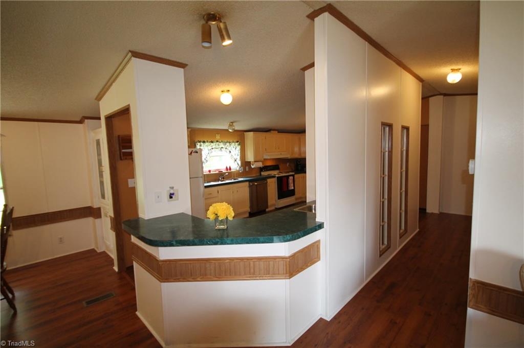 1009 Alexander Road Pinnacle, NC 27043 - Photo 27 of 29
