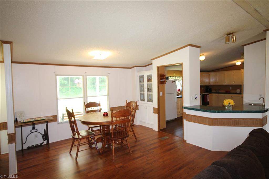 1009 Alexander Road Pinnacle, NC 27043 - Photo 10 of 29