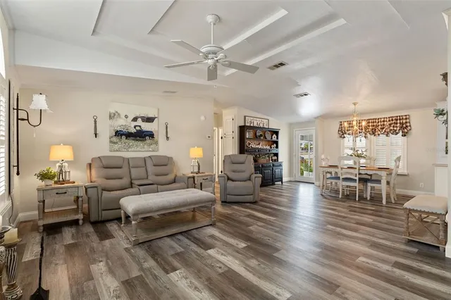 $254,900 | 15922 Brookridge Boulevard, Brooksville, FL 34613