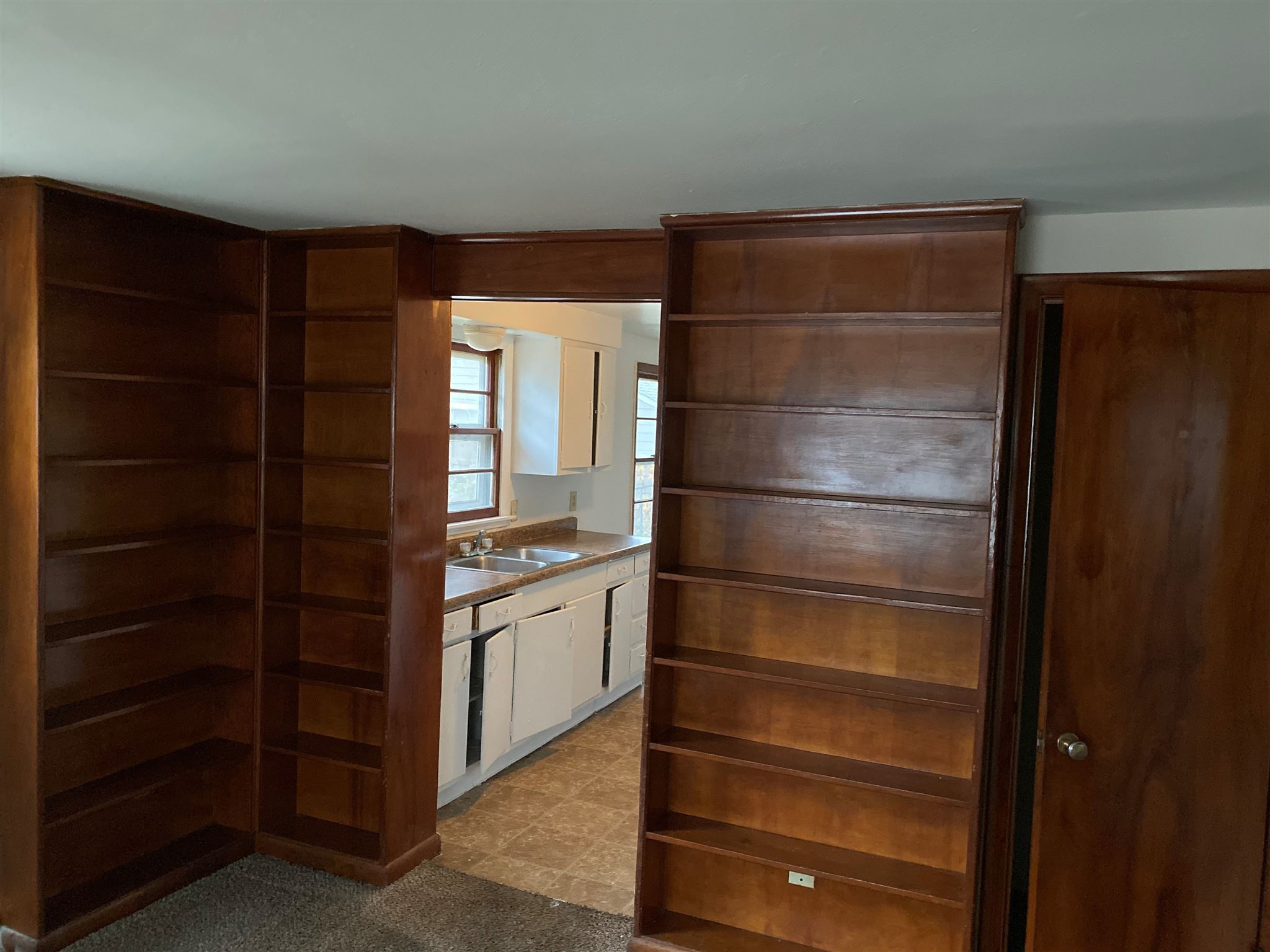 4524 Reed Street Fort Wayne, IN 46806 - Photo 3 of 10 Gallery Image 3