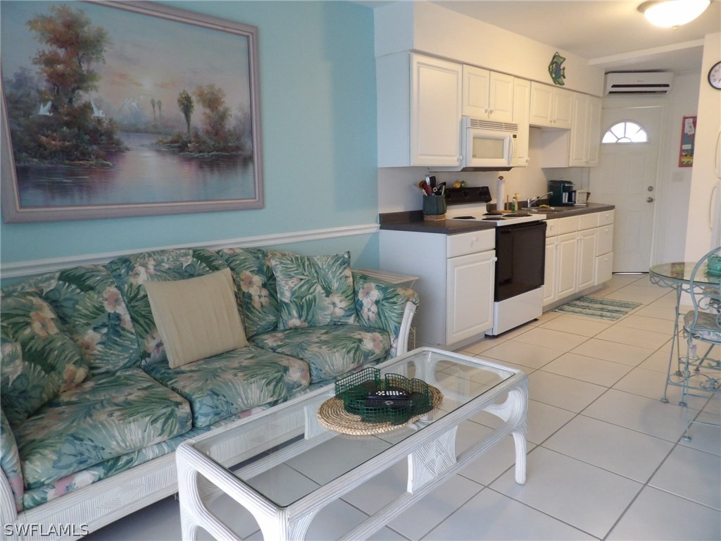 3211 Stringfellow Road St. James City, FL 33956 - Photo 3 of 13 Gallery Image 3