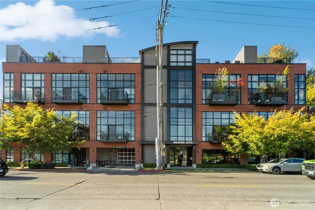 $849,900 | 2914 East Madison Street, Unit 209, Seattle, WA 98112