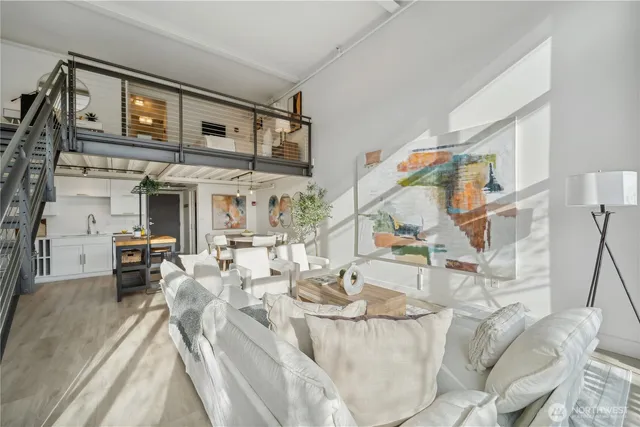 $849,900 | 2914 East Madison Street, Unit 209, Seattle, WA 98112