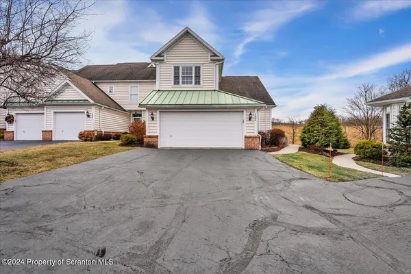 $3,400 | 1404 Verne Cl, Moosic, PA 18507