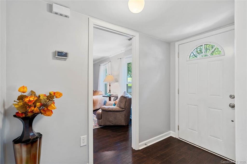 12106 Painted Tree Road, Unit 2 Charlotte, NC 28226 - Photo 16 of 32 Gallery Image 16