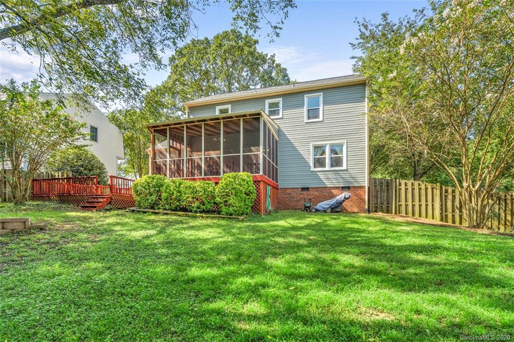 12106 Painted Tree Road, Unit 2 Charlotte, NC 28226 - Photo 30 of 32 Gallery Image 30