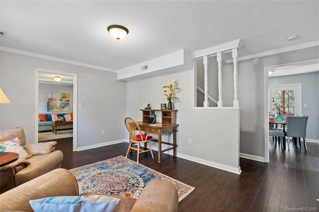12106 Painted Tree Road, Unit 2 Charlotte, NC 28226 - Photo 6 of 32 Gallery Image 6