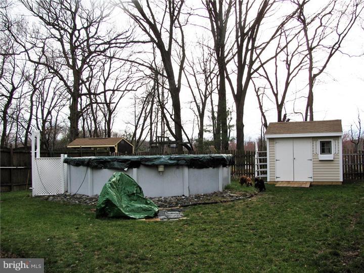 36 Brighton Road Westampton, NJ 08060 - Photo 9 of 20 Pool