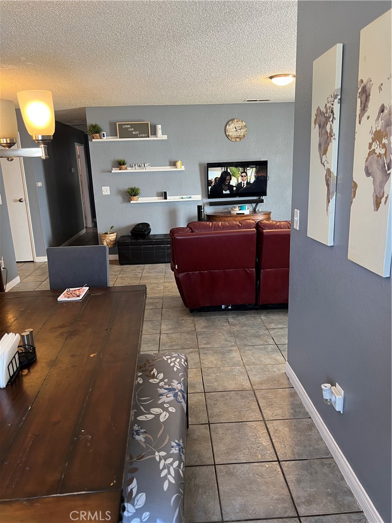 111 Perry Street Perris, CA 92571 - Photo 13 of 32 LR DR