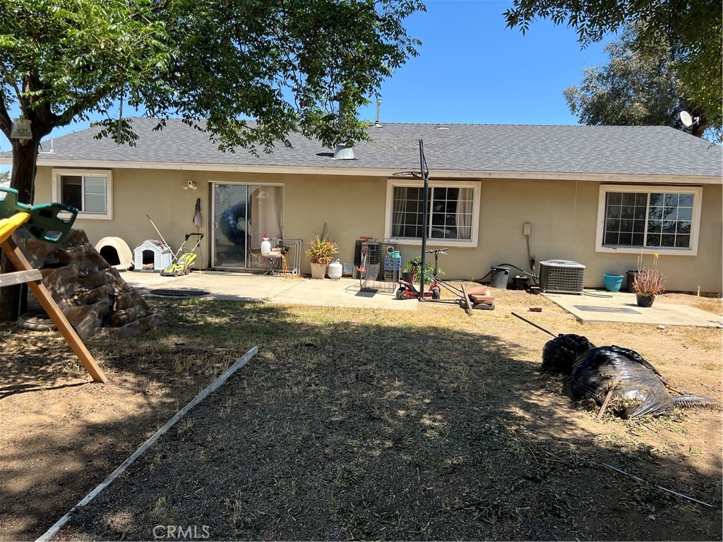 111 Perry Street Perris, CA 92571 - Photo 25 of 32