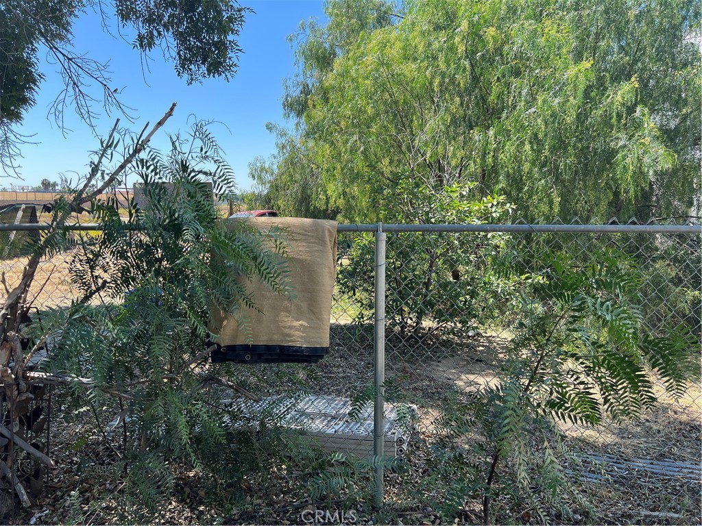 111 Perry Street Perris, CA 92571 - Photo 26 of 32