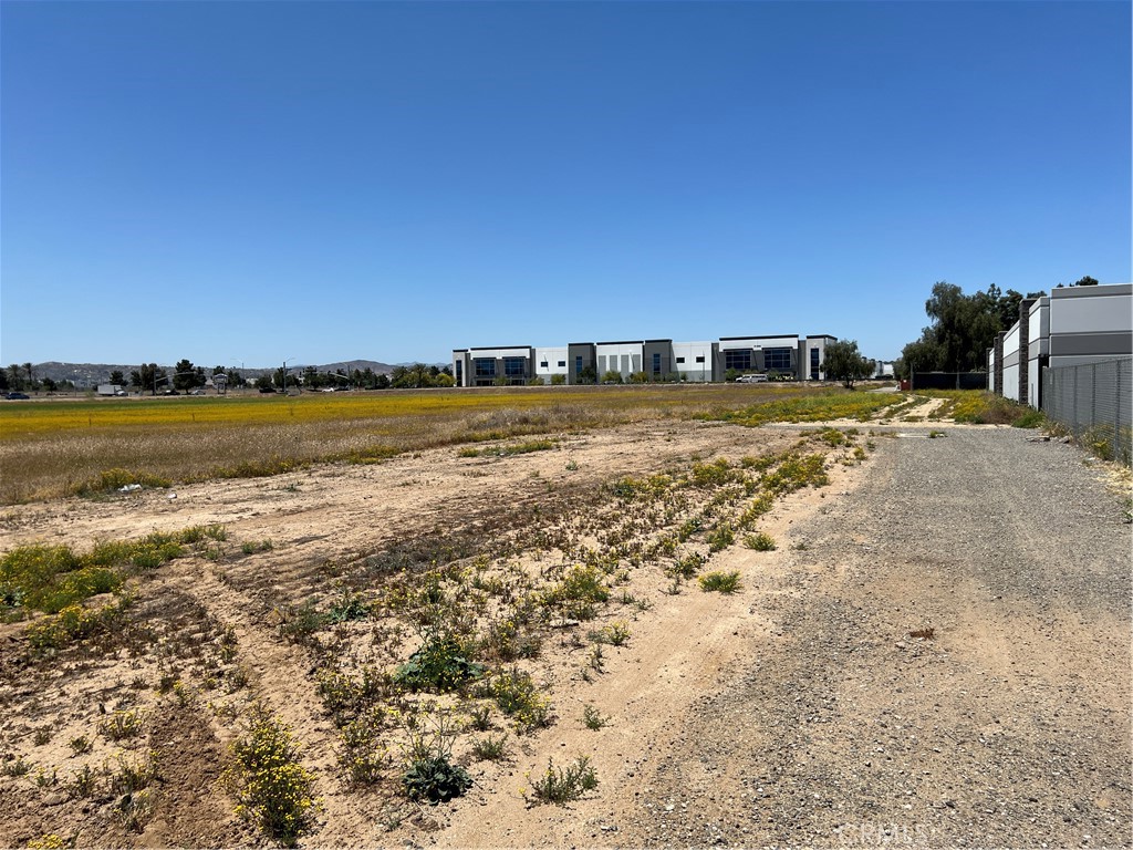 111 Perry Street Perris, CA 92571 - Photo 32 of 32