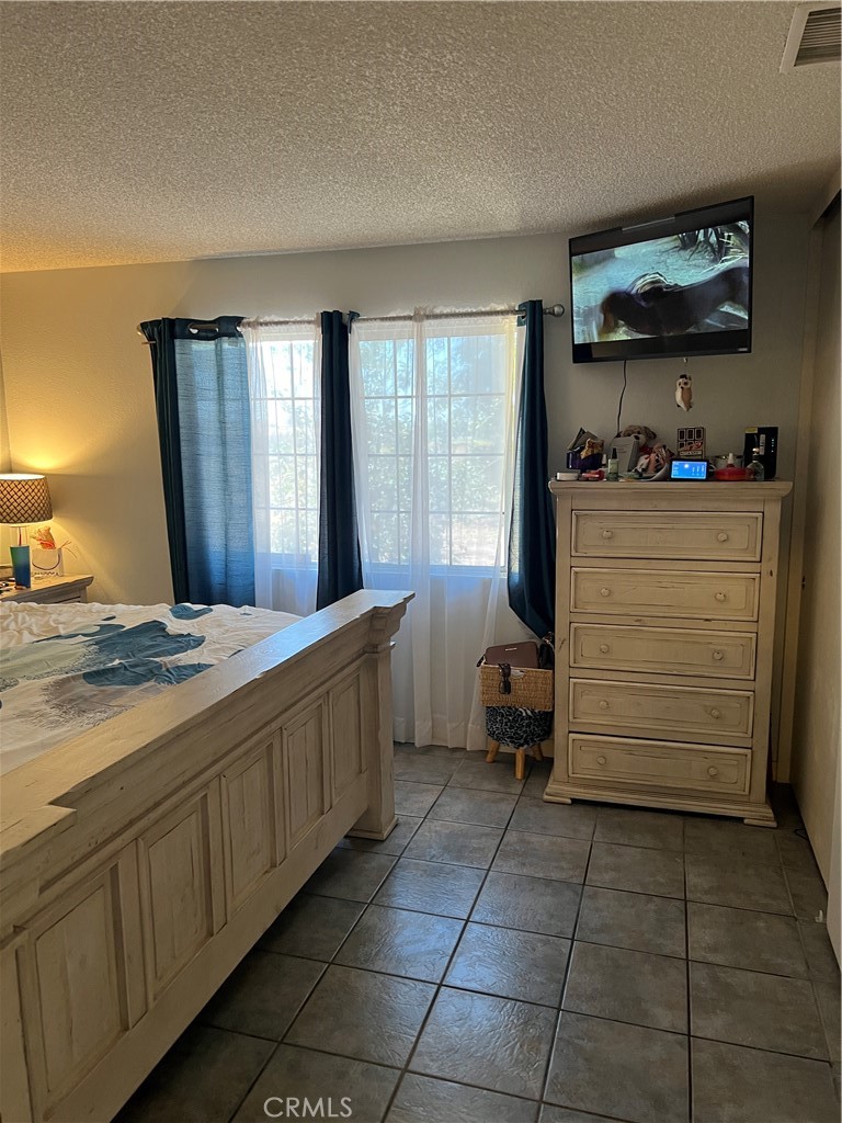 111 Perry Street Perris, CA 92571 - Photo 6 of 32 BR4