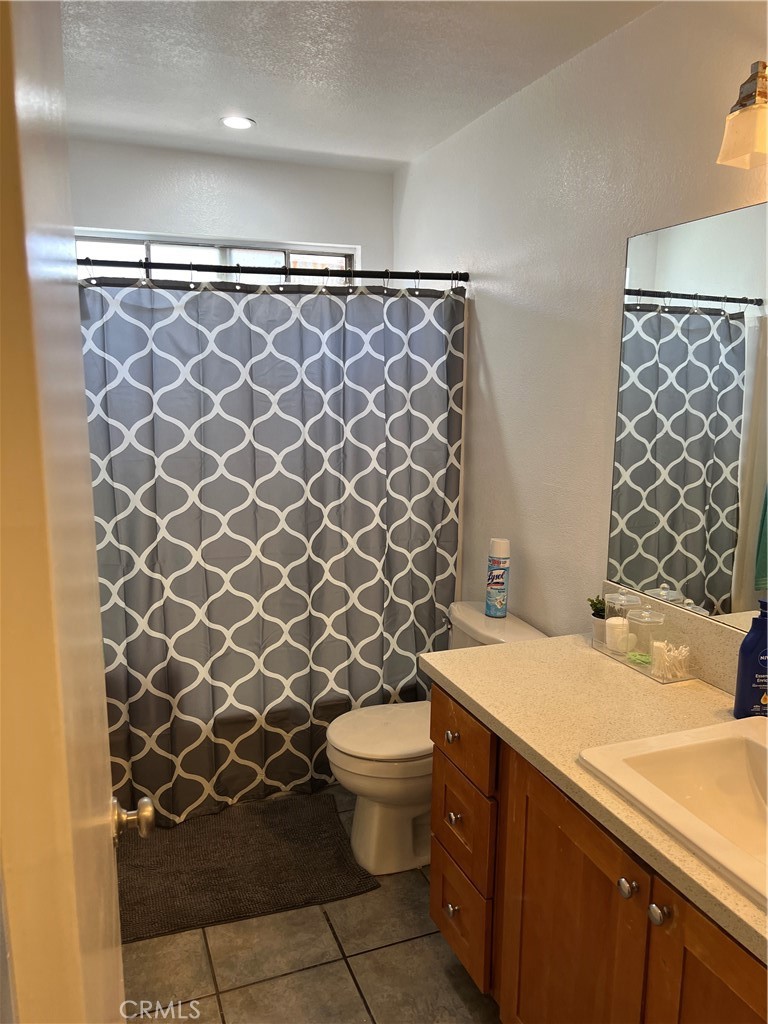 111 Perry Street Perris, CA 92571 - Photo 8 of 32 BR2