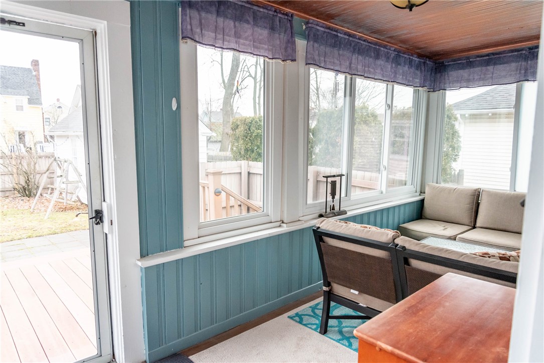 51 Friendly Road Cranston, RI 02910 - Photo 17 of 48