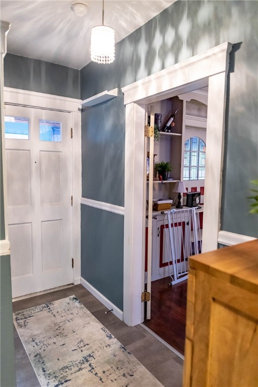 51 Friendly Road Cranston, RI 02910 - Photo 23 of 48