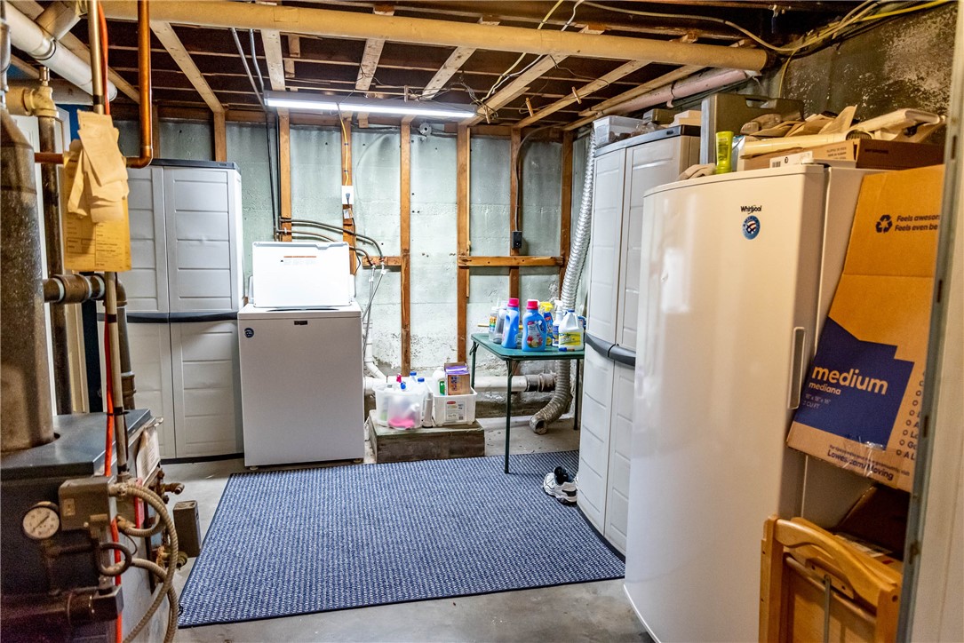 51 Friendly Road Cranston, RI 02910 - Photo 44 of 48