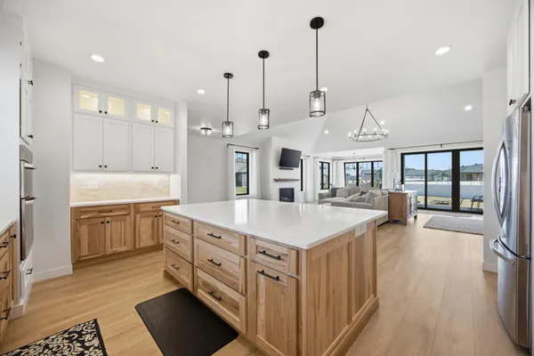 $1,100,000 | 3632 Crimson Loop South, Fargo, ND 58104