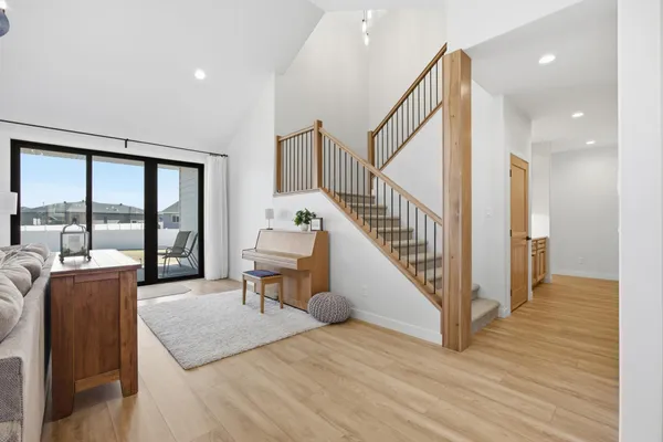 $1,100,000 | 3632 Crimson Loop South, Fargo, ND 58104