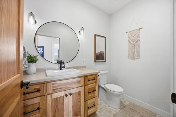 $1,100,000 | 3632 Crimson Loop South, Fargo, ND 58104