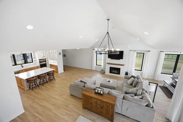 $1,100,000 | 3632 Crimson Loop South, Fargo, ND 58104