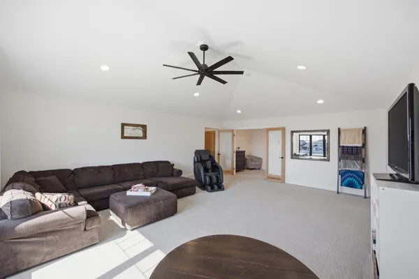 $1,100,000 | 3632 Crimson Loop South, Fargo, ND 58104