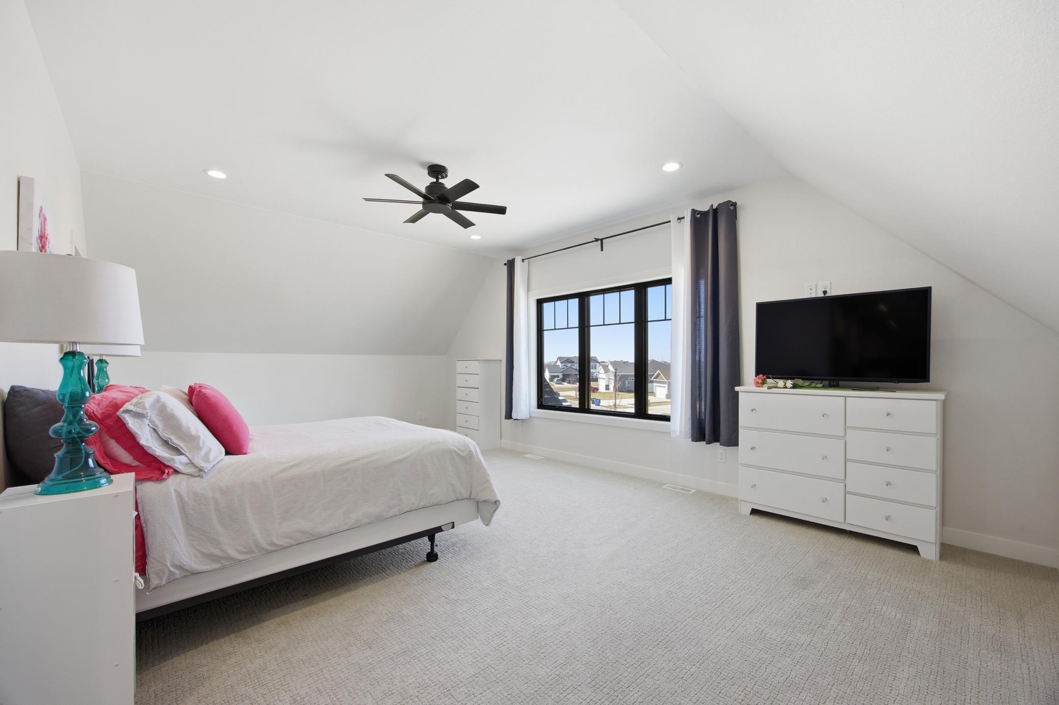 3632 Crimson Loop South Fargo, ND 58104 - Photo 47 of 79